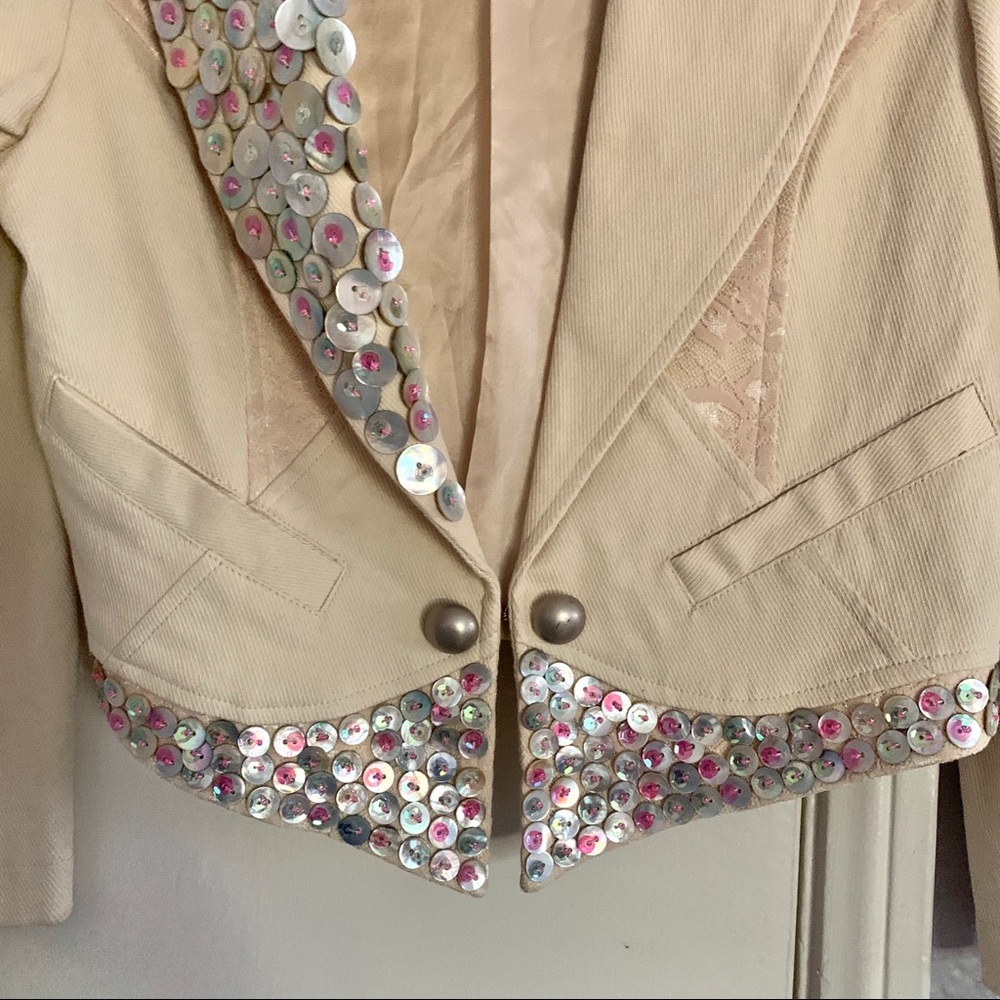 NEW Embellished sparkle denim jacket Size Small - Picture 2 of 5